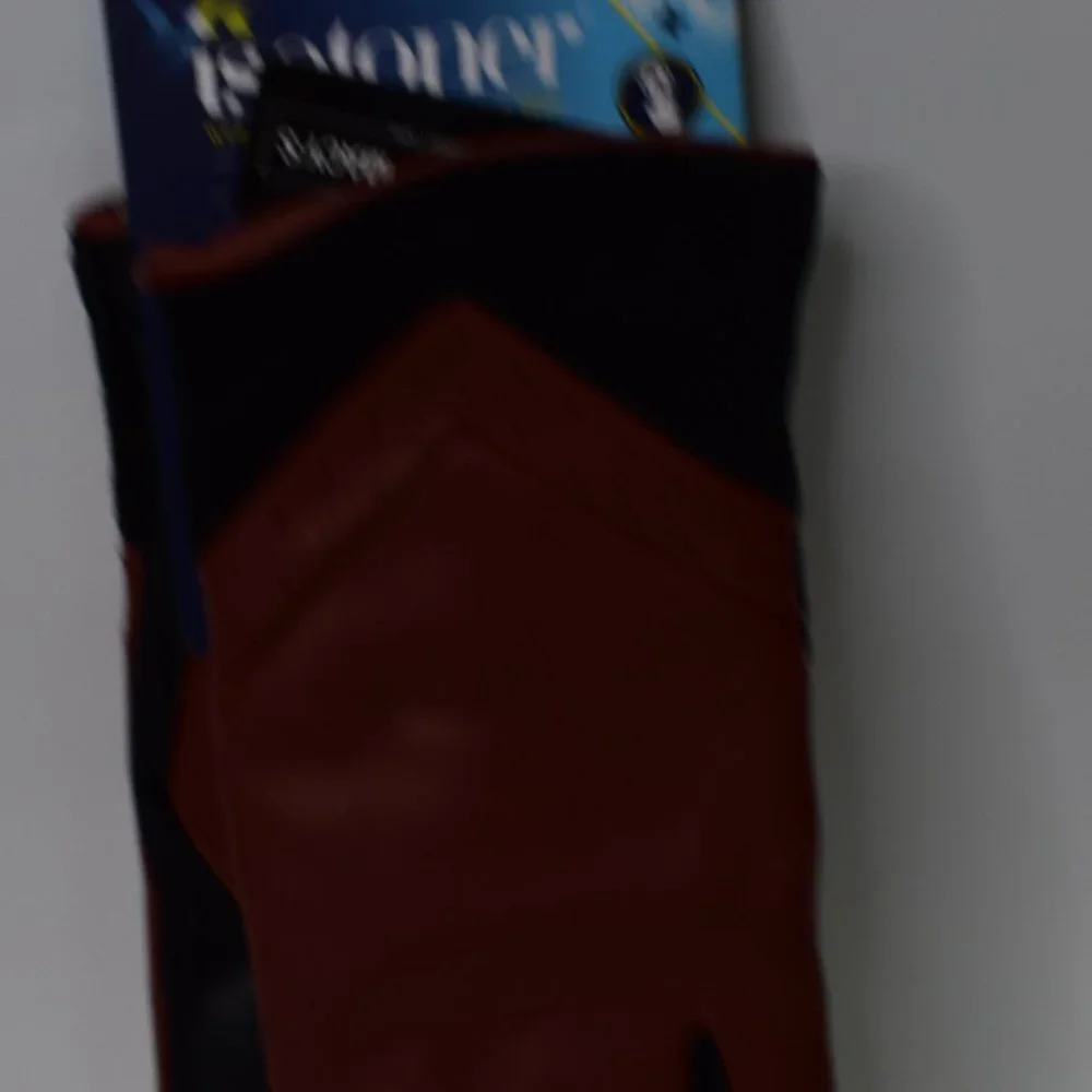 ISOTONER genuine leather smart touch WOMEN GLOVES SZ L/XL - Picture 3 of 7
